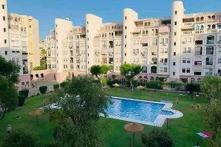 Apartamento Torremolinos Parking Gratis Y Terraza 0*,  Espanha